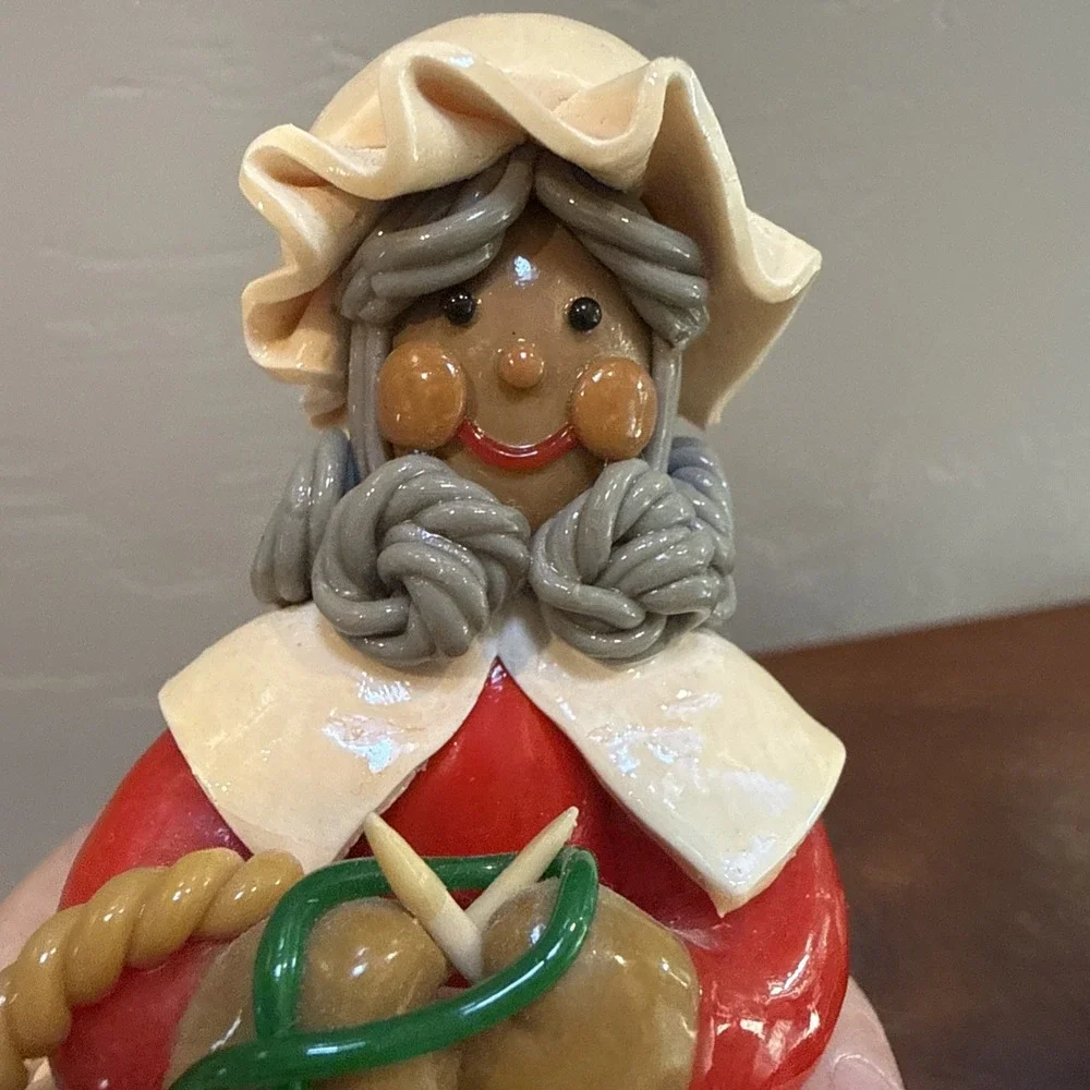 Vintage 1994 Possible Dreams Sugar Works Mrs Claus Figurine Folkraft Christma